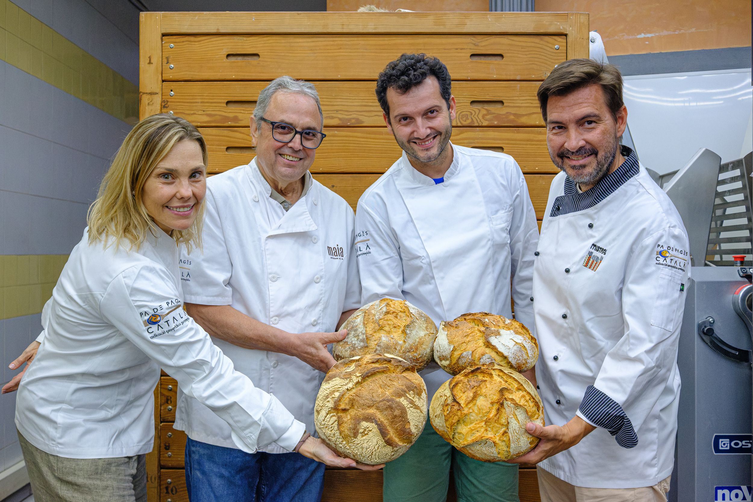 Cuatro panaderías de Barcelona y una de Figueres van a la final del Concurso Mejor Pa de Pagès Català 2026